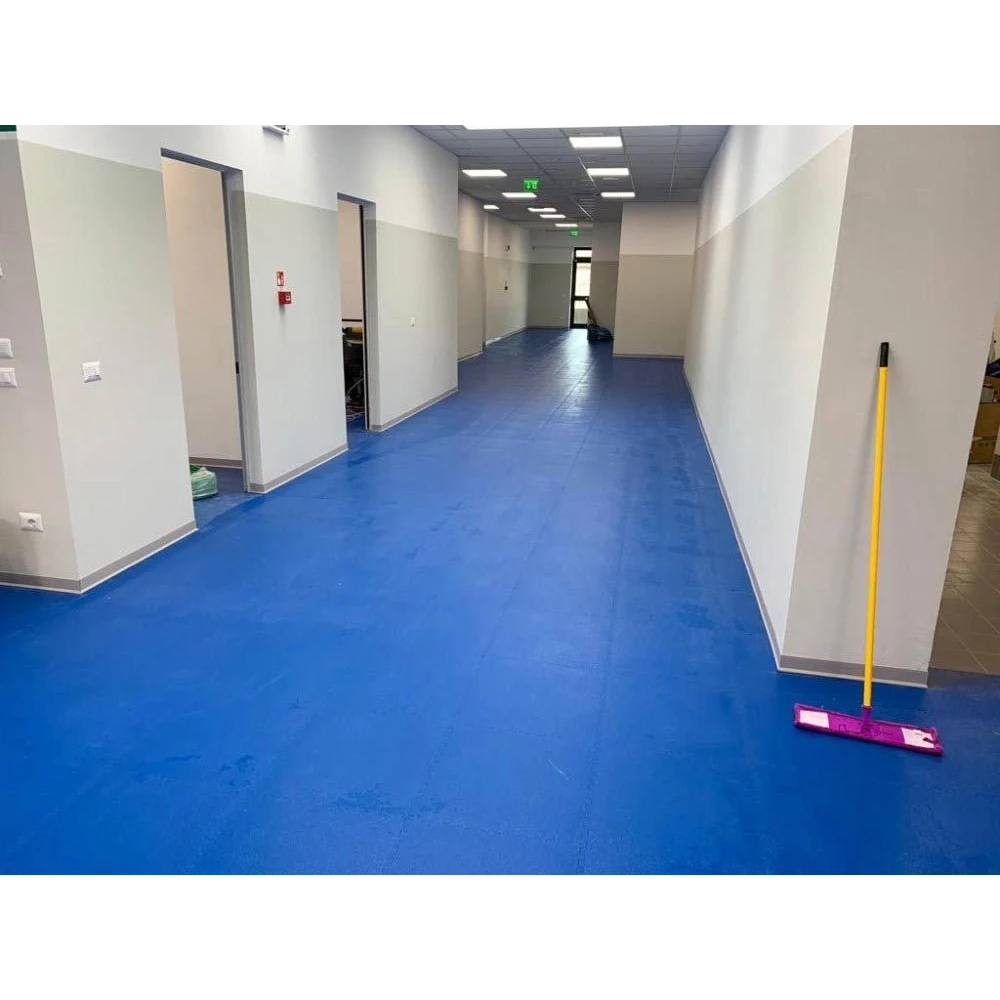 Pavimento Industriale Autoposante in PVC
