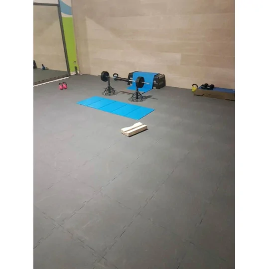 Piastrella in PVC per fitness e palestre