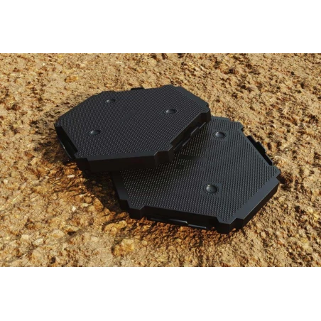 Piastrella in HDPE carrellabile per esterni
