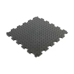 Piastrella in PVC riciclato a incastro autoposante