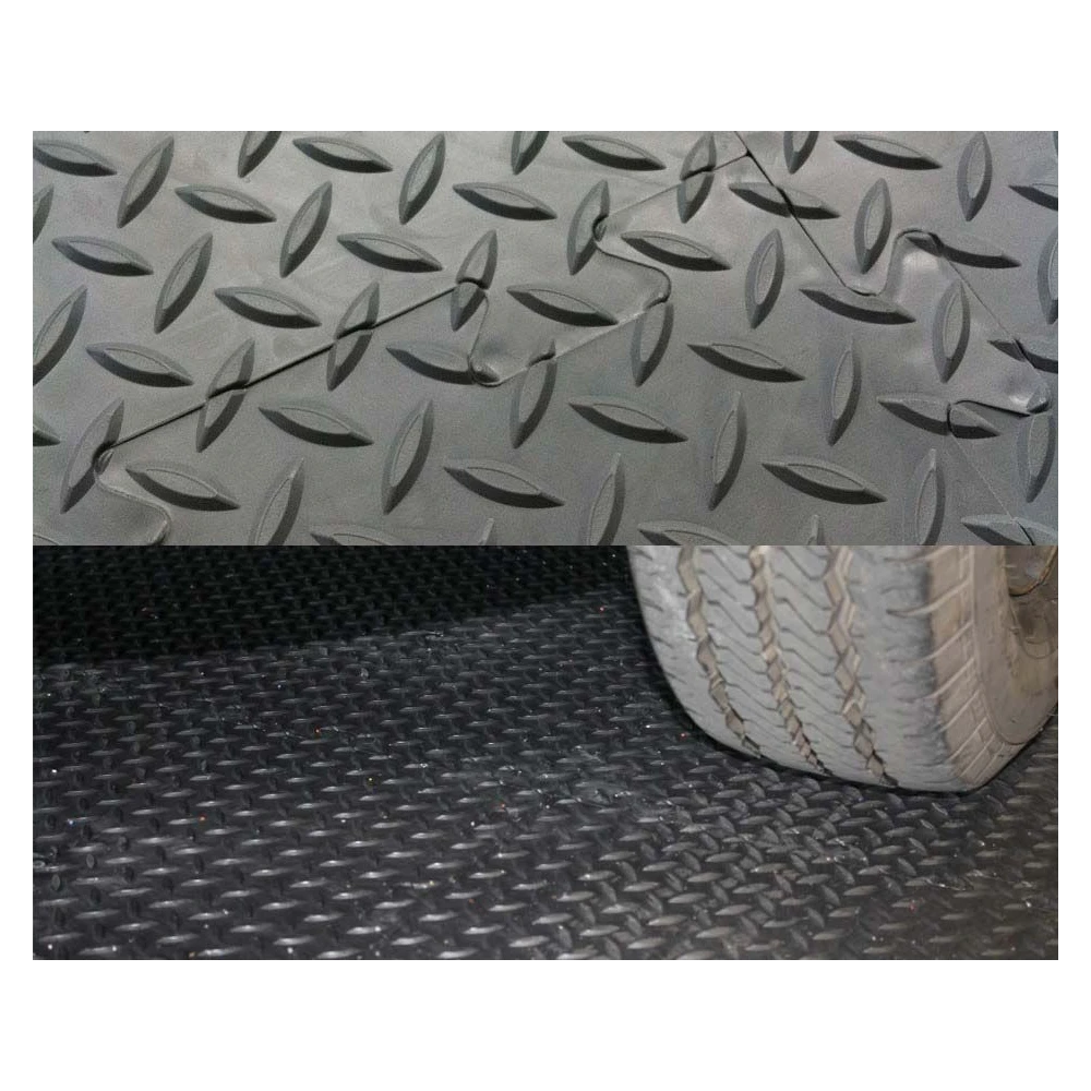 Piastrella in PVC riciclato a incastro autoposante