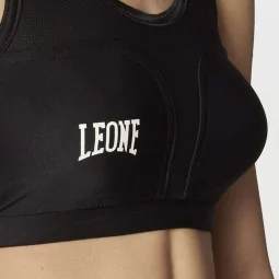 Paraseni Leone protezione Donna