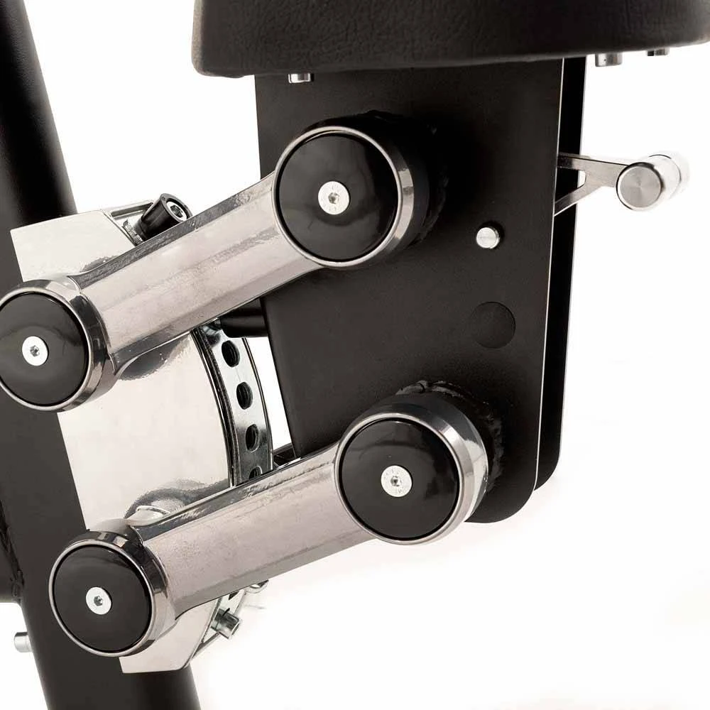 Row Machine - Weight Stack 90 kg - Serie 550 - Diamond