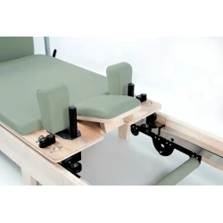 Liveness Reformer in legno di quercia naturale pieghevole Green Tea PTX-3000G