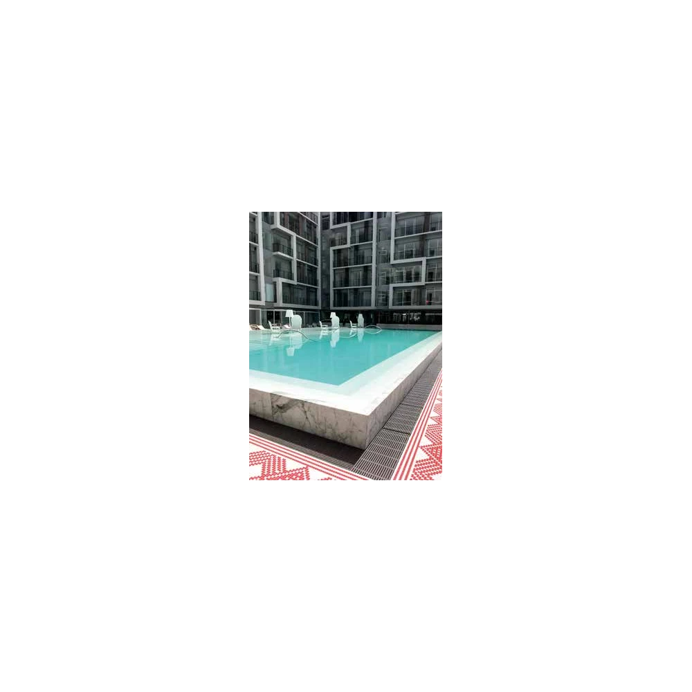 Griglie parallele per piscina