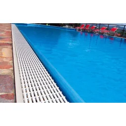 Griglie a canaletta per piscine